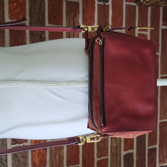 Fossil Campbell Leather Crossbody Bag - Picture 10 of 11